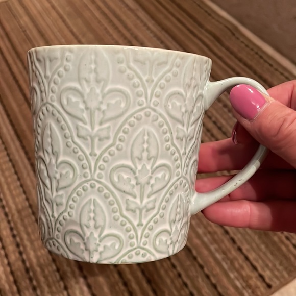 Fleur de Lys mug. 15 oz - Picture 5 of 5